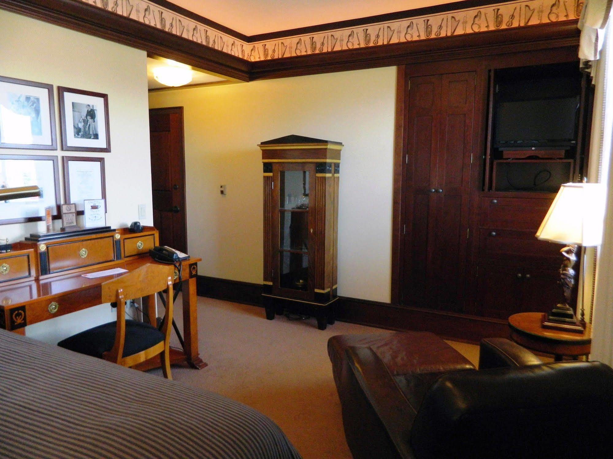 Hotel Pattee Perry Esterno foto