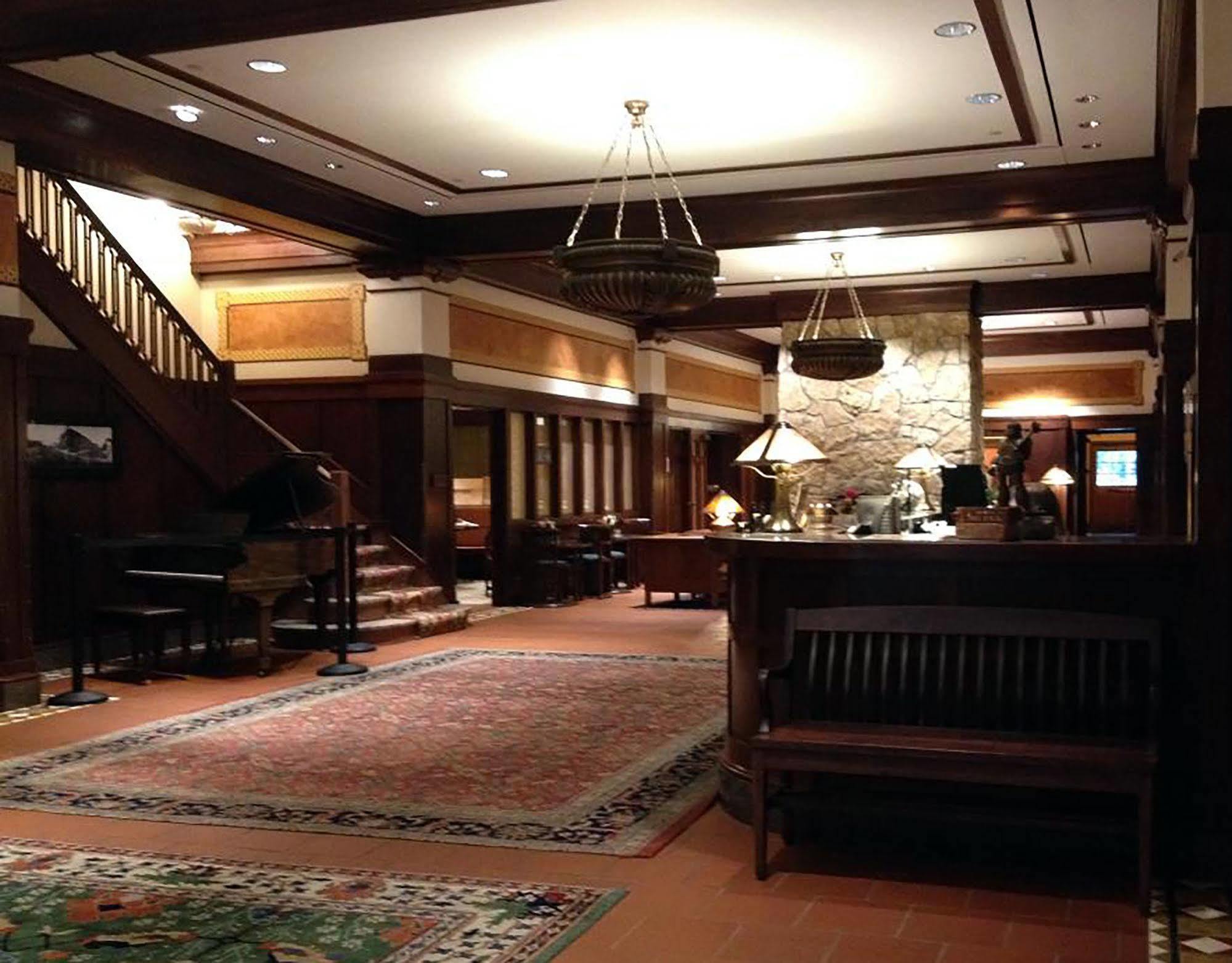Hotel Pattee Perry Esterno foto